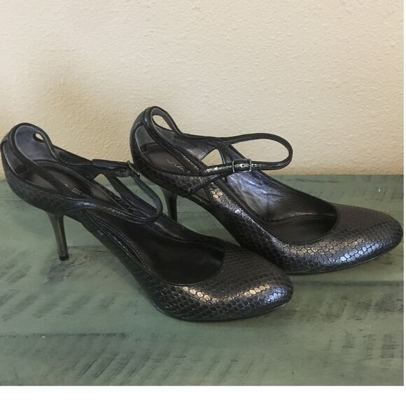 Via Spiga Designed in Italy 7 1/2 Med Mirrored 3 1/2" Heel Silver Platinum Snake - Picture 4 of 8